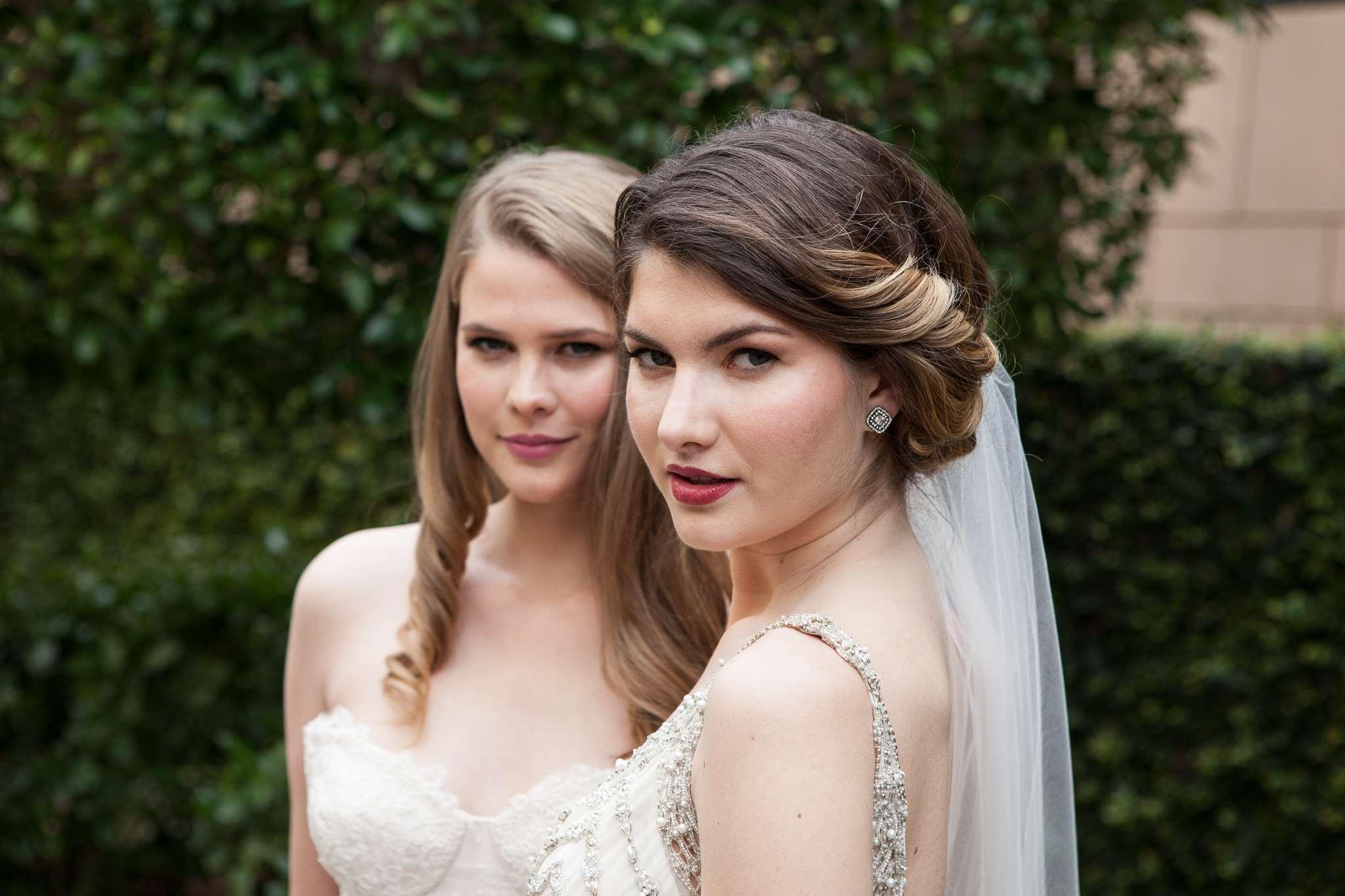 מלון Park Hyatt מלבורן מראה חיצוני תמונה Two brides at a lesbian wedding