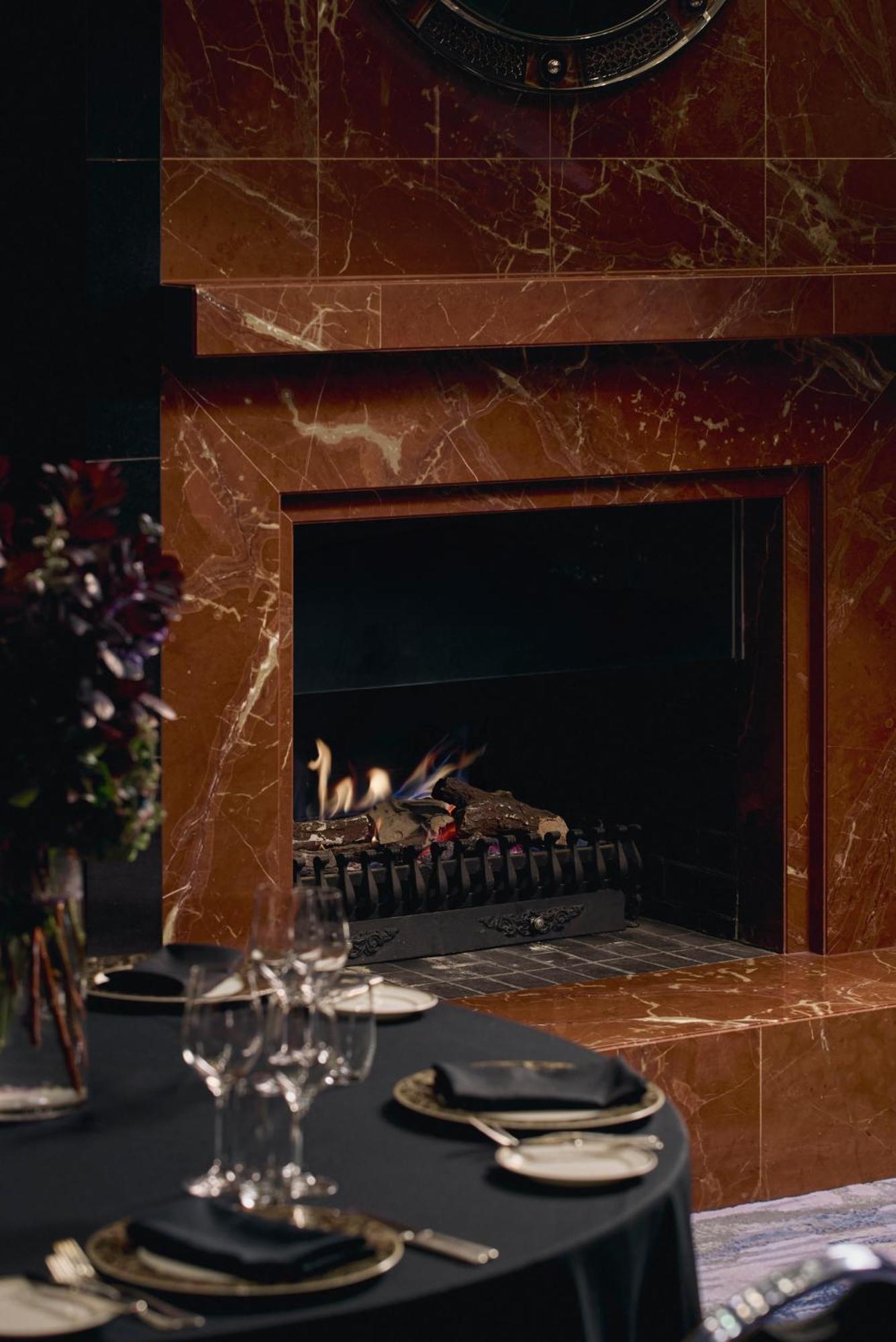 מלון Park Hyatt מלבורן מראה חיצוני תמונה A fireplace in the White House